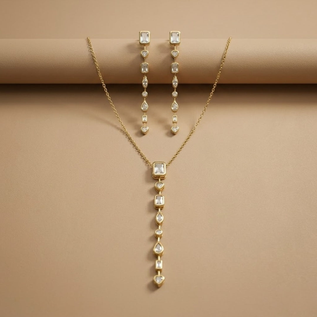 Avenor Line Necklace Set