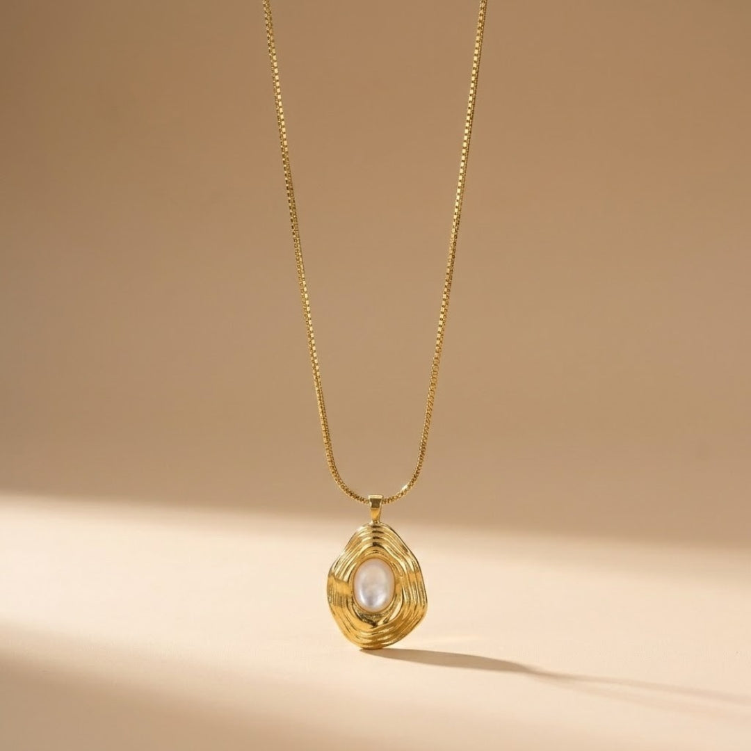 Aurex Drift Sculpted Pendant Necklace