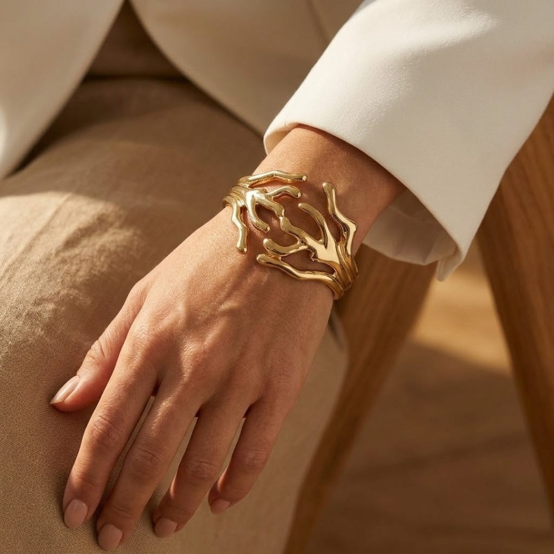 Aurelia Coraline Sculpt Cuff