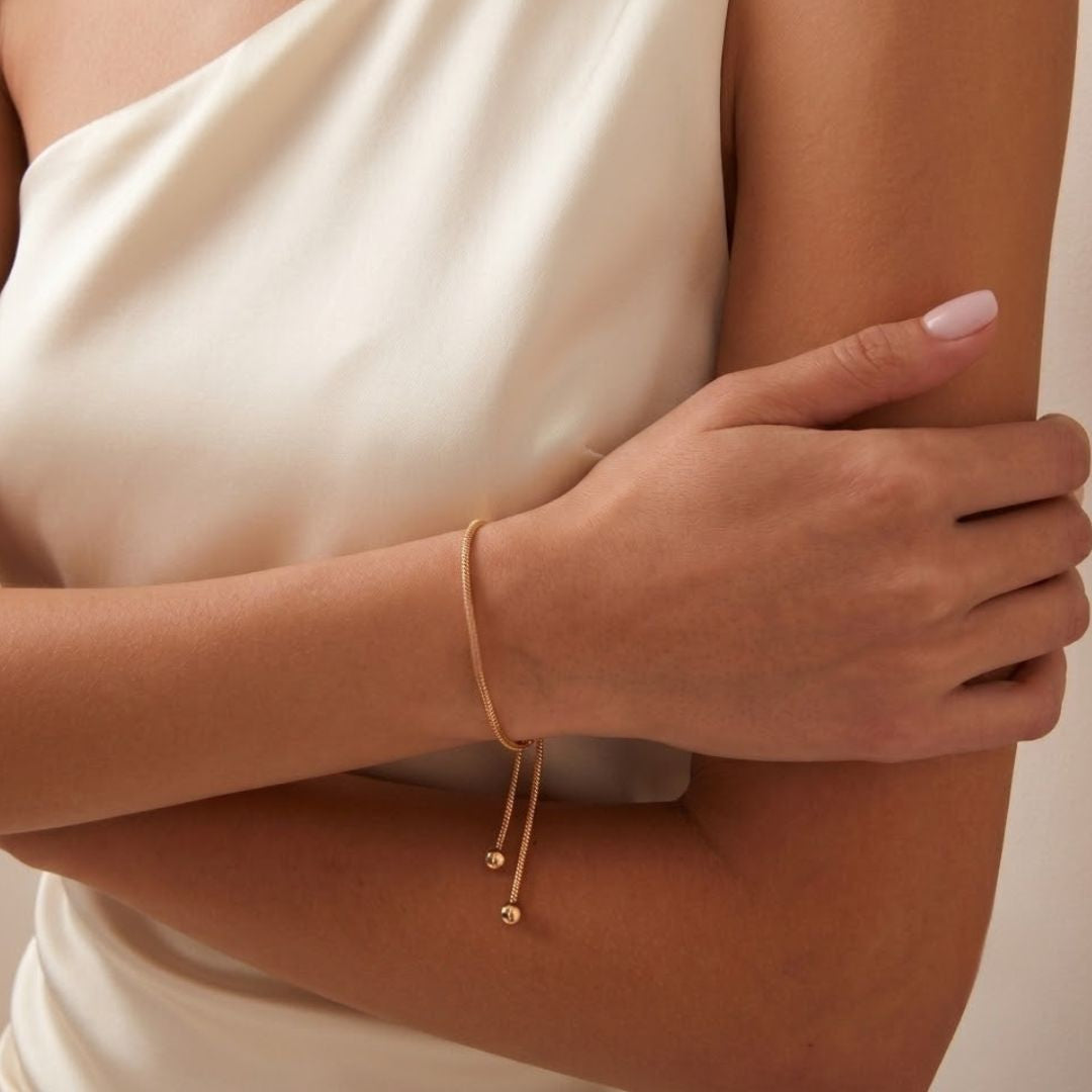 Aurora Slider Necklace – Gold Edition