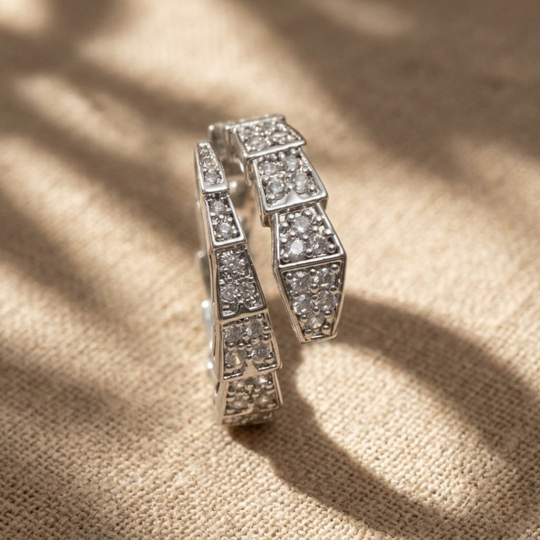 Serpente Pavé Coil Ring