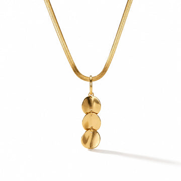 Elara Drop Necklace